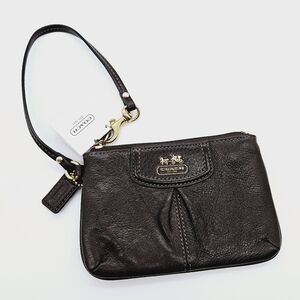 COACH | Madison leather zip wristlet wallet pouch